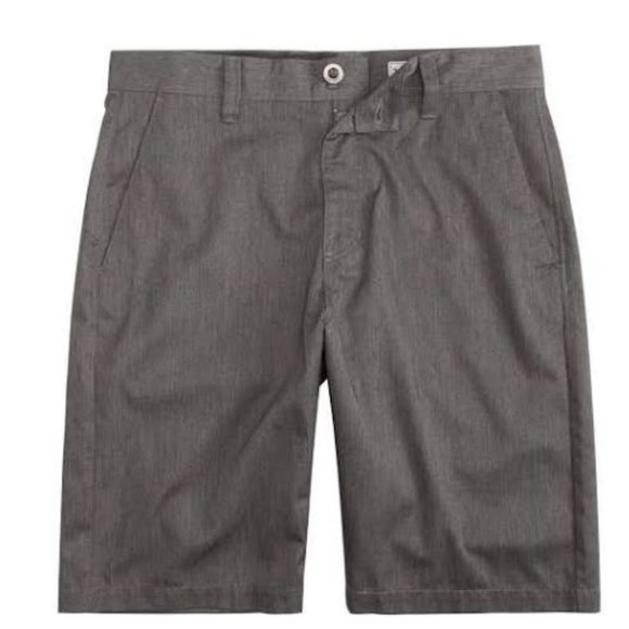 NWT- Volcom Men Shorts OBO - Picture 1 of 5